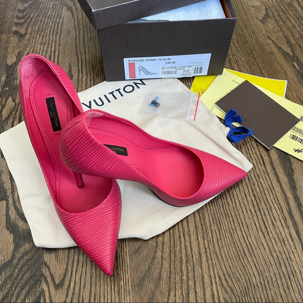 Louis Vuitton eyeline pump size 39 new